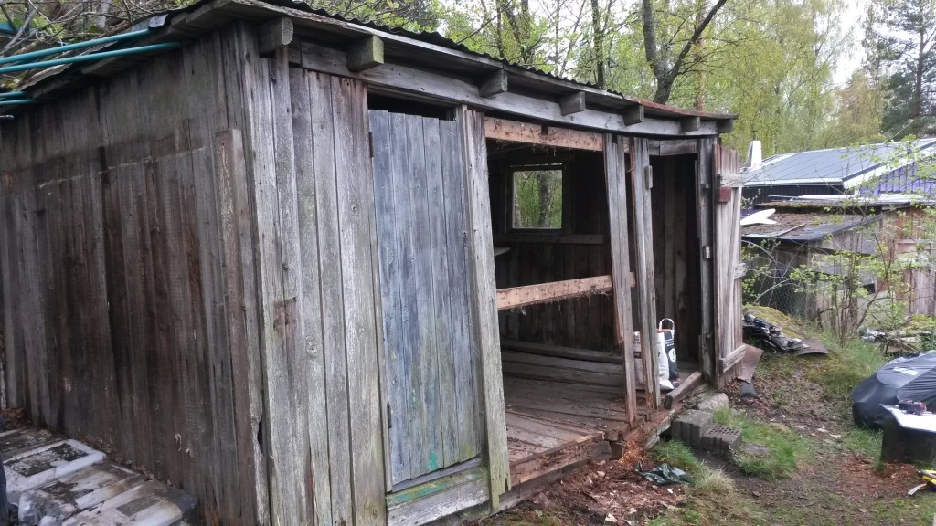 rivning av förådd och dass